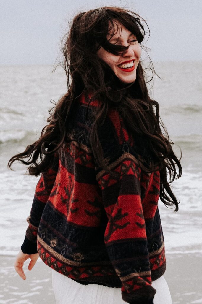 Portraitfotografie Ideen Haare im Wind Nordsee Meer